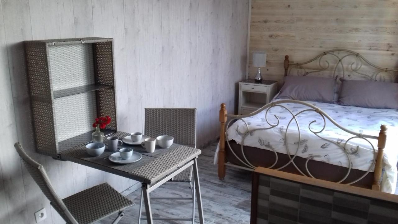 O Bout D'La Motte Apartman Voillecomte Kültér fotó